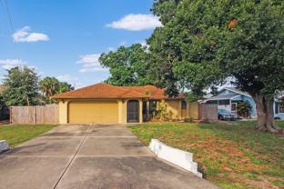 832 Golf Dr - Photo 1 of 1