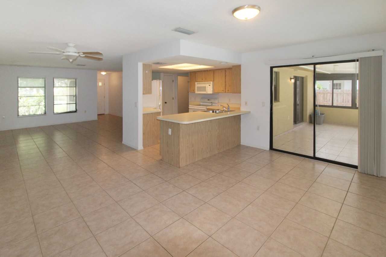 832 Golf Dr - Photo 6 of 18