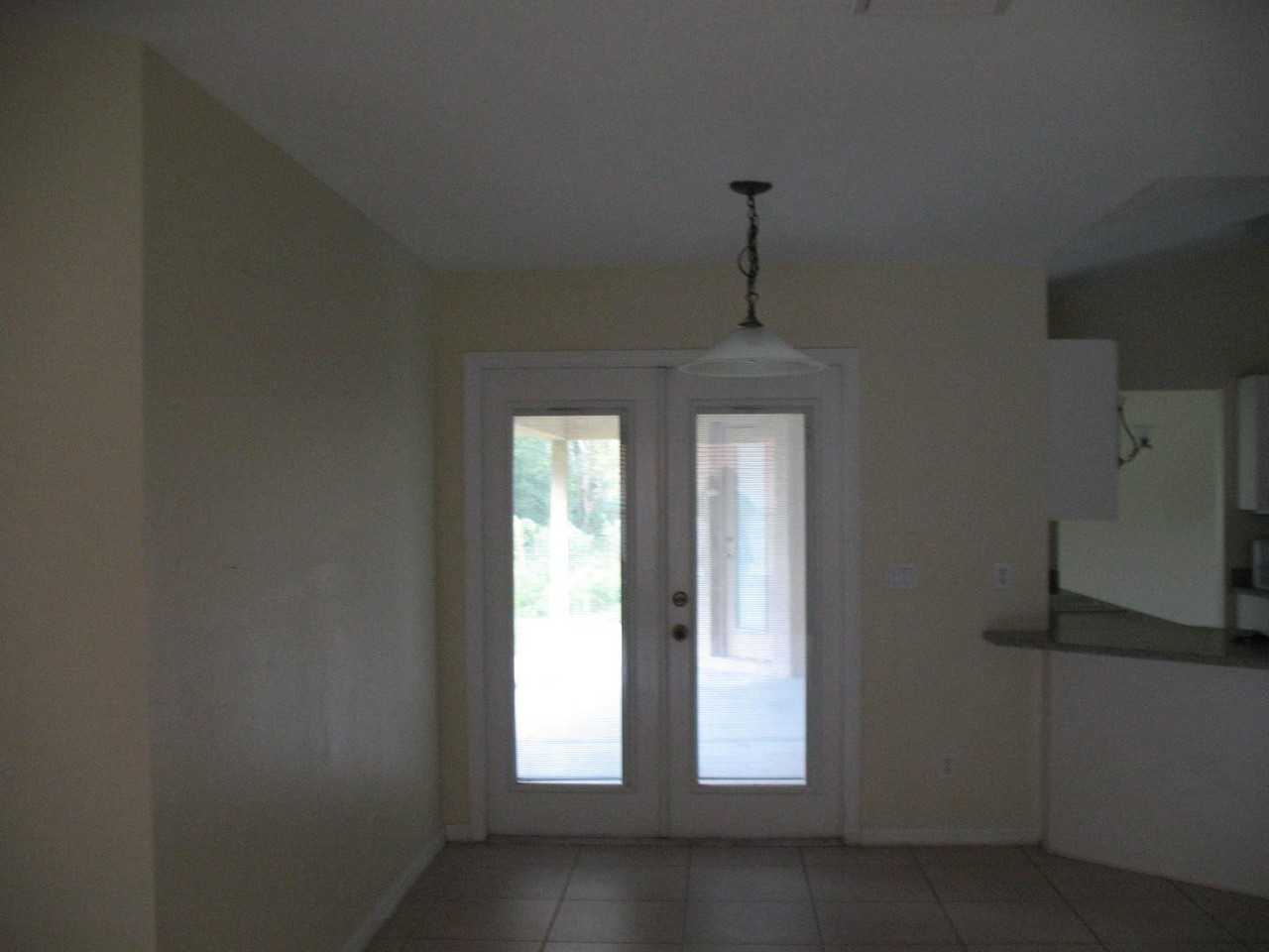 440 Marion Oaks Trl - Photo 2 of 8