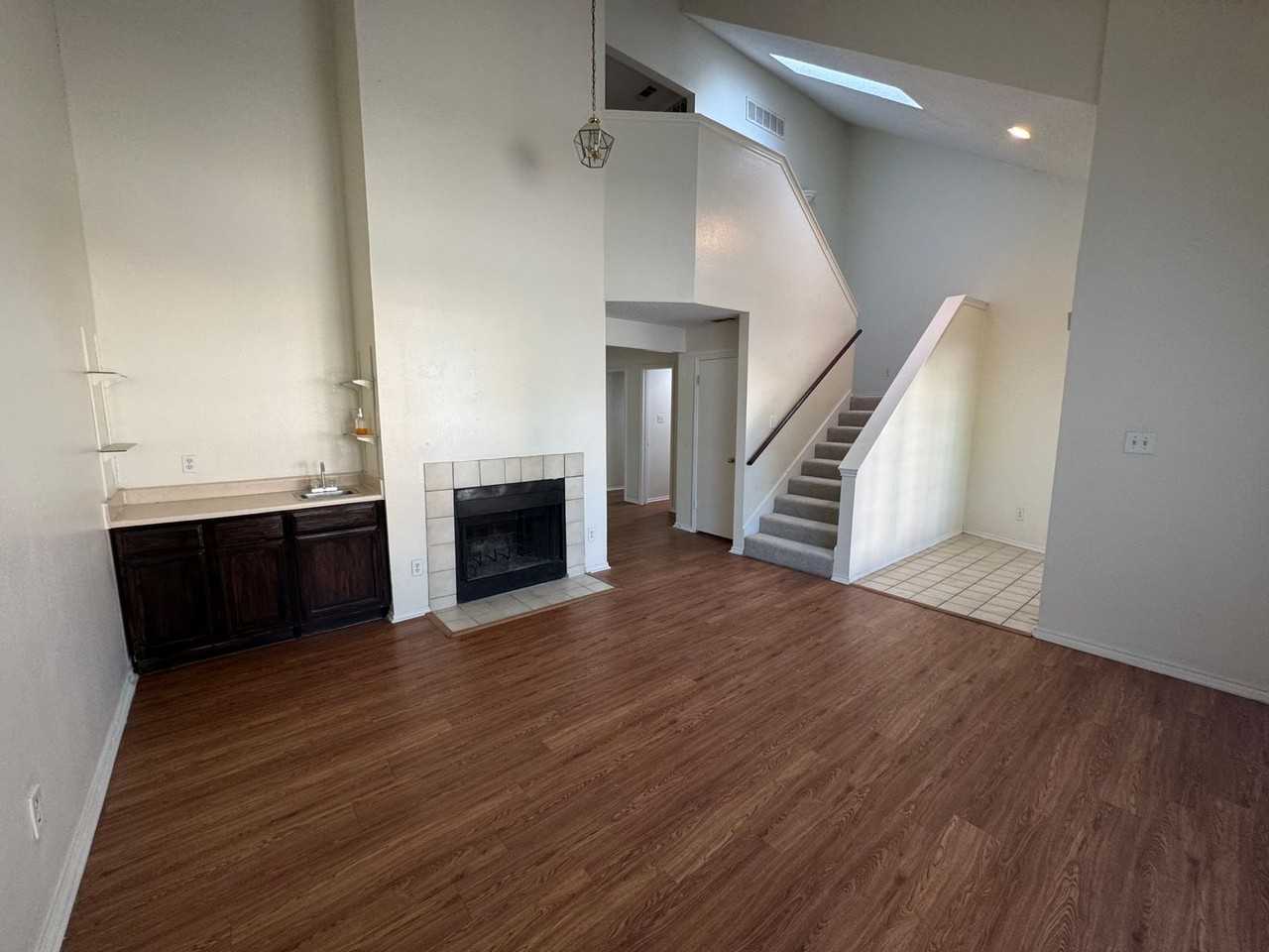 702 Bel Aire Crst - Photo 7 of 29