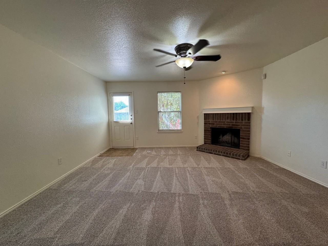 5729 Mirror Ridge Dr - Photo 4 of 20