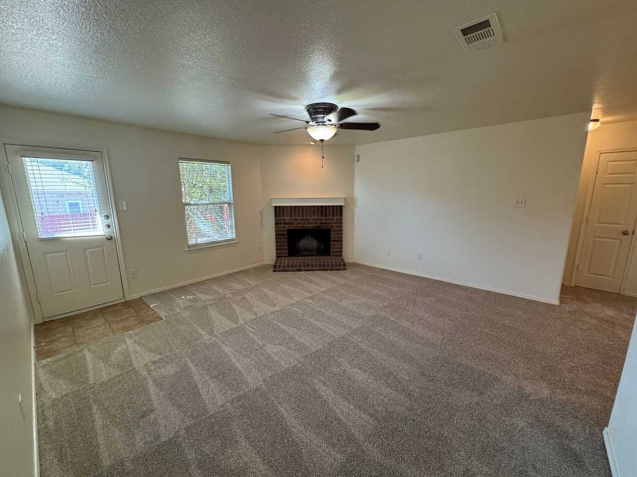 5729 Mirror Ridge Dr - Photo 5 of 20