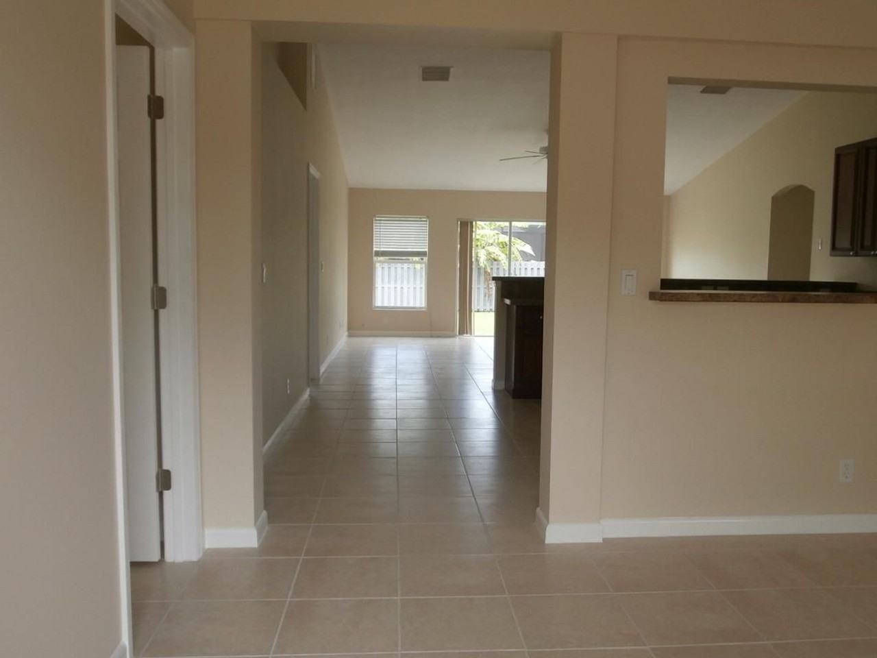 4229 Sw Oblique St - Photo 2 of 16