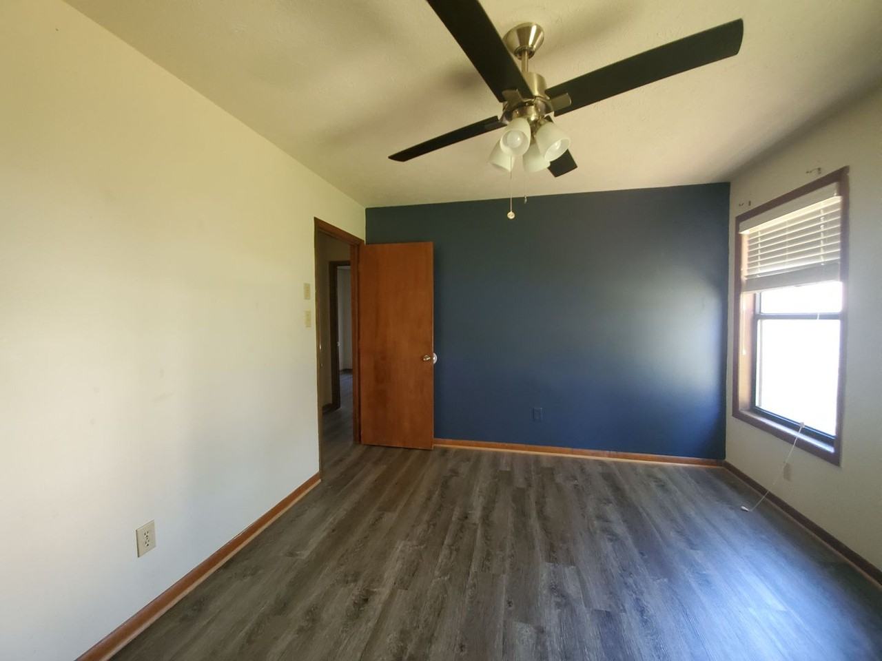 545 Auburndale Ln - Photo 6 of 16