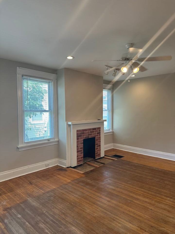 3926 Floral Ave - Photo 3 of 12