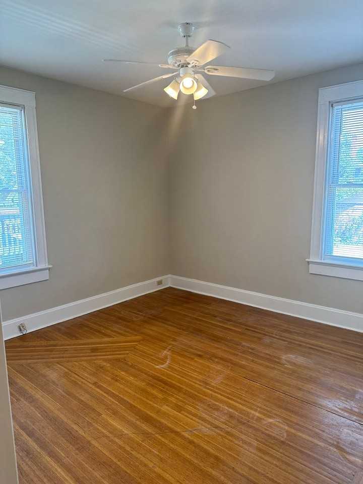 3926 Floral Ave - Photo 6 of 12