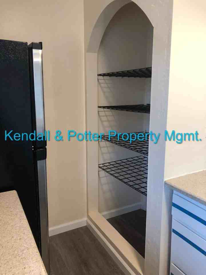 1425 45th Ave #4 - Photo 2 of 11