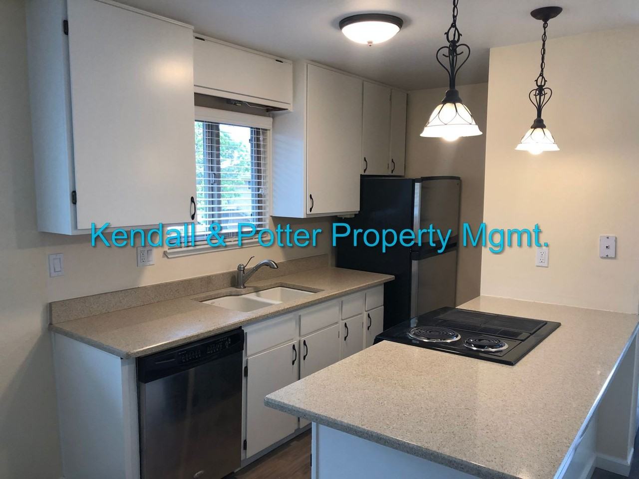 1425 45th Ave #4 - Photo 4 of 11