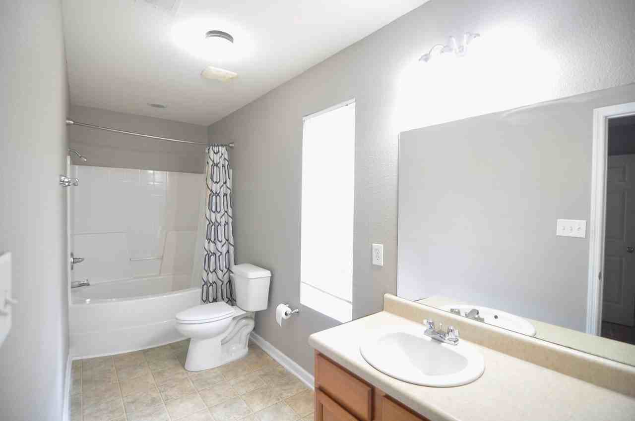 29934 Glenrose Way - Photo 3 of 21