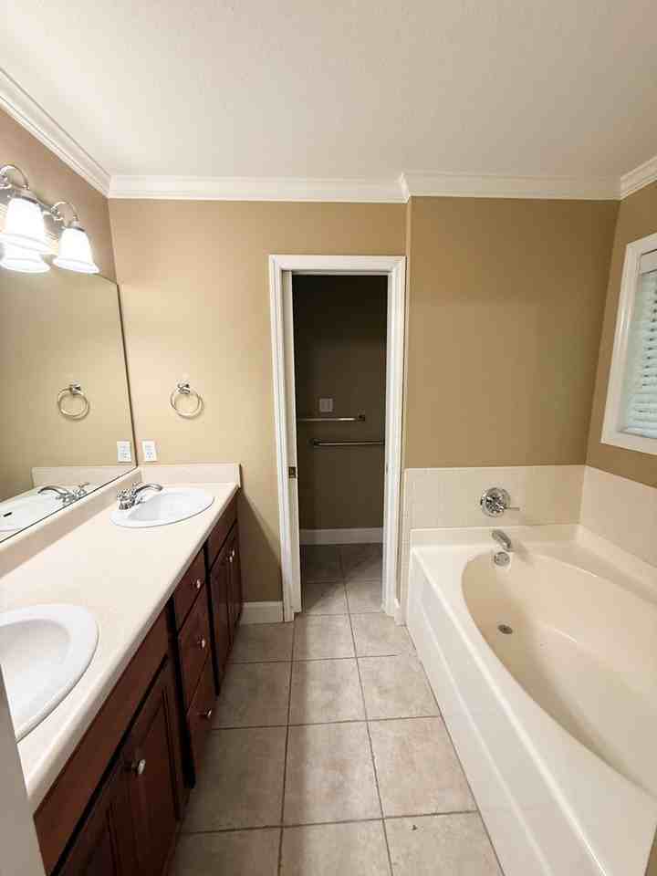 4183 Waterberry Cir - Photo 6 of 9