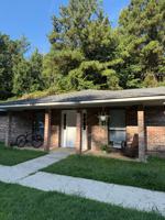featured image of 1381 Hampton Dr