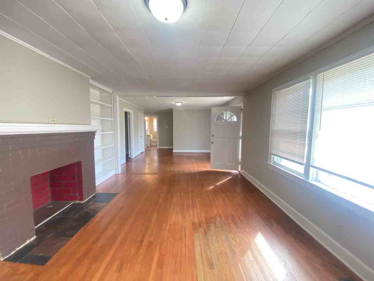 1714 Veterans Memorial Pkwy - Photo 3 of 15