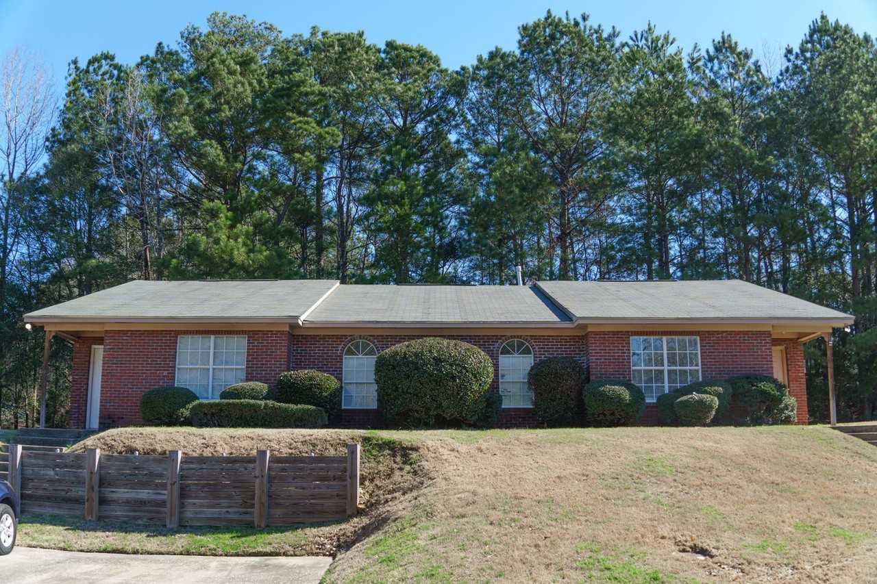 1172 Northwood Dr - Photo 3 of 4