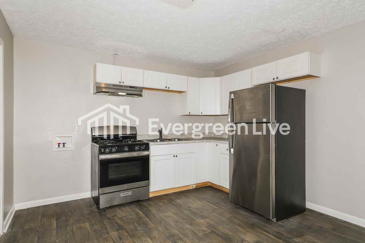 7608 E 34th St - Photo 5 of 15