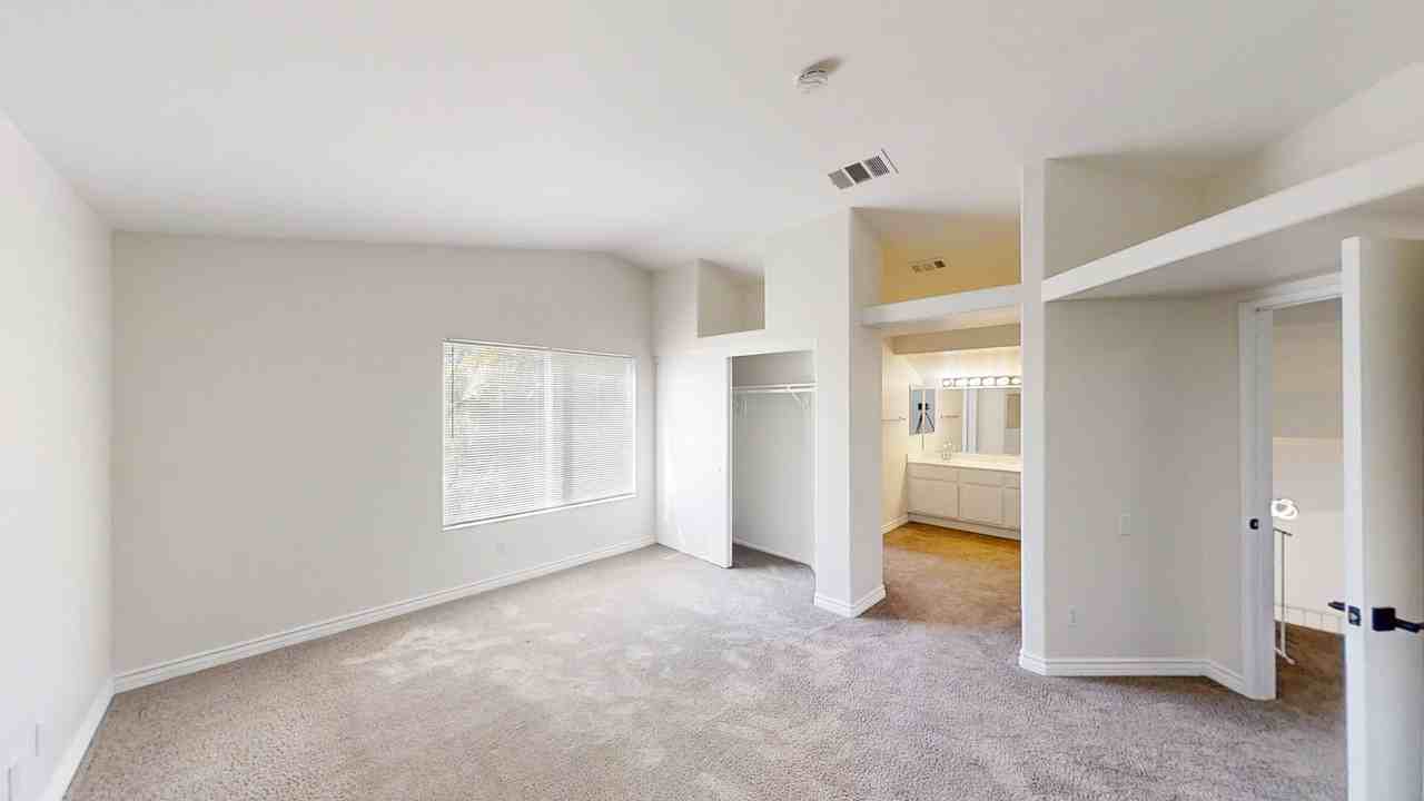 1045 Willmont Way - Photo 7 of 15