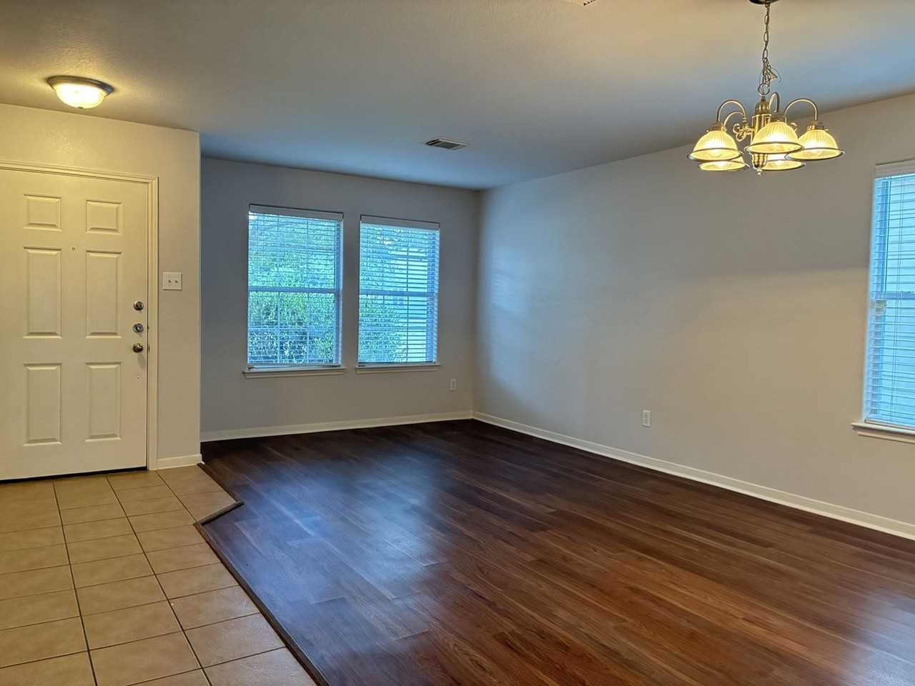 14427 Cellini Dr - Photo 3 of 34
