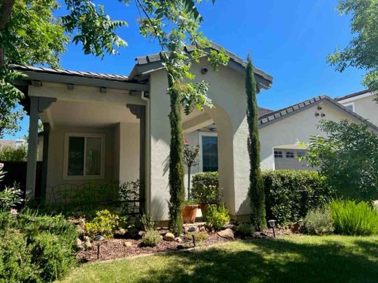 11805 Dionysus Way - Photo 2 of 27
