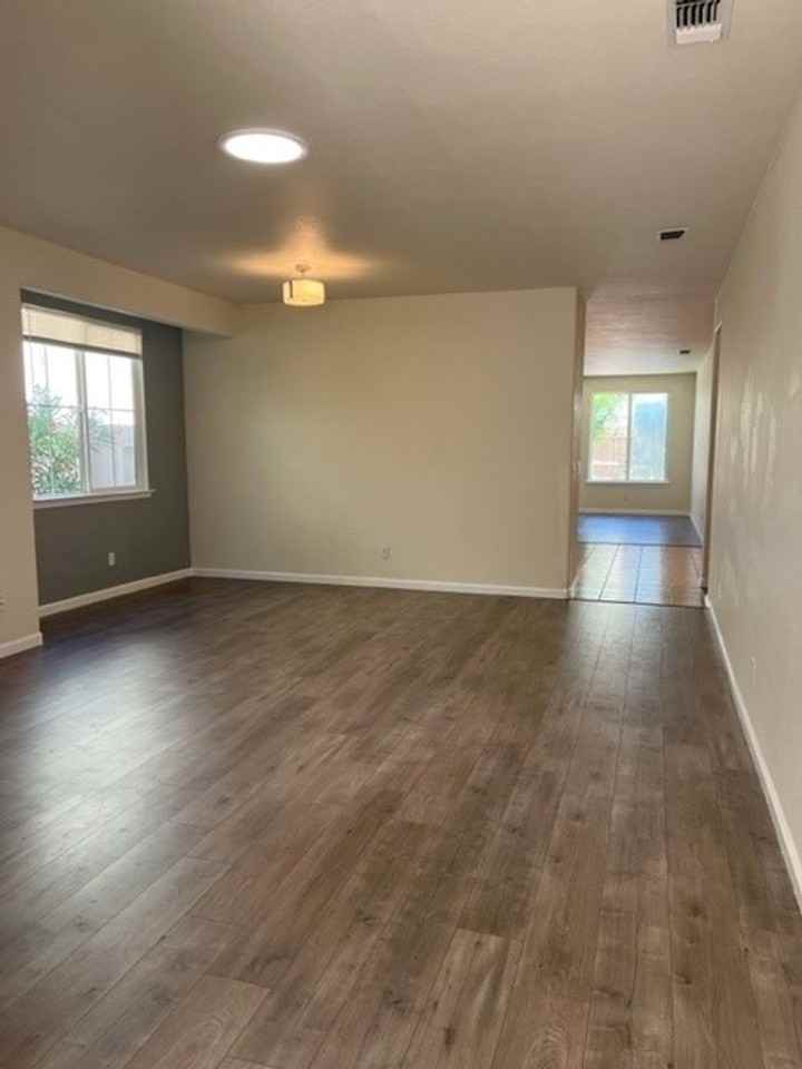 11805 Dionysus Way - Photo 4 of 27