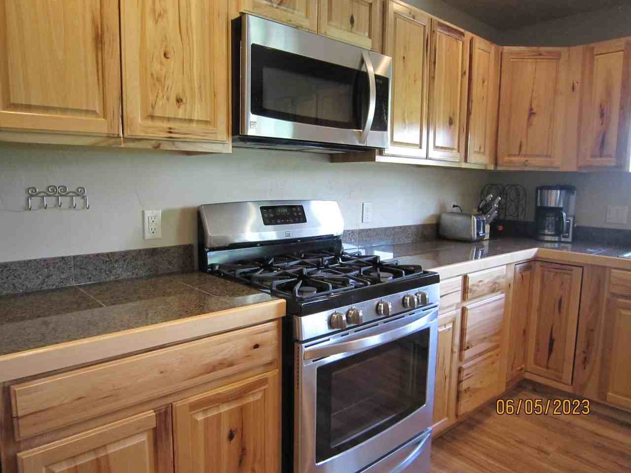 50 Scratch Ct - Photo 4 of 14