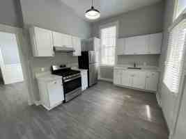 featured image of 1927 Greenwich St