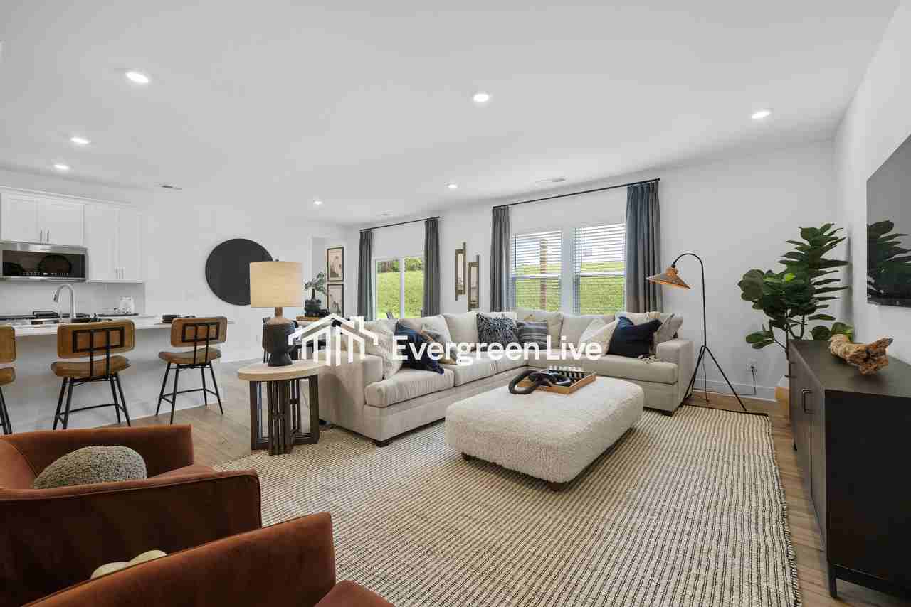 3448 Chota Ln - Photo 4 of 23