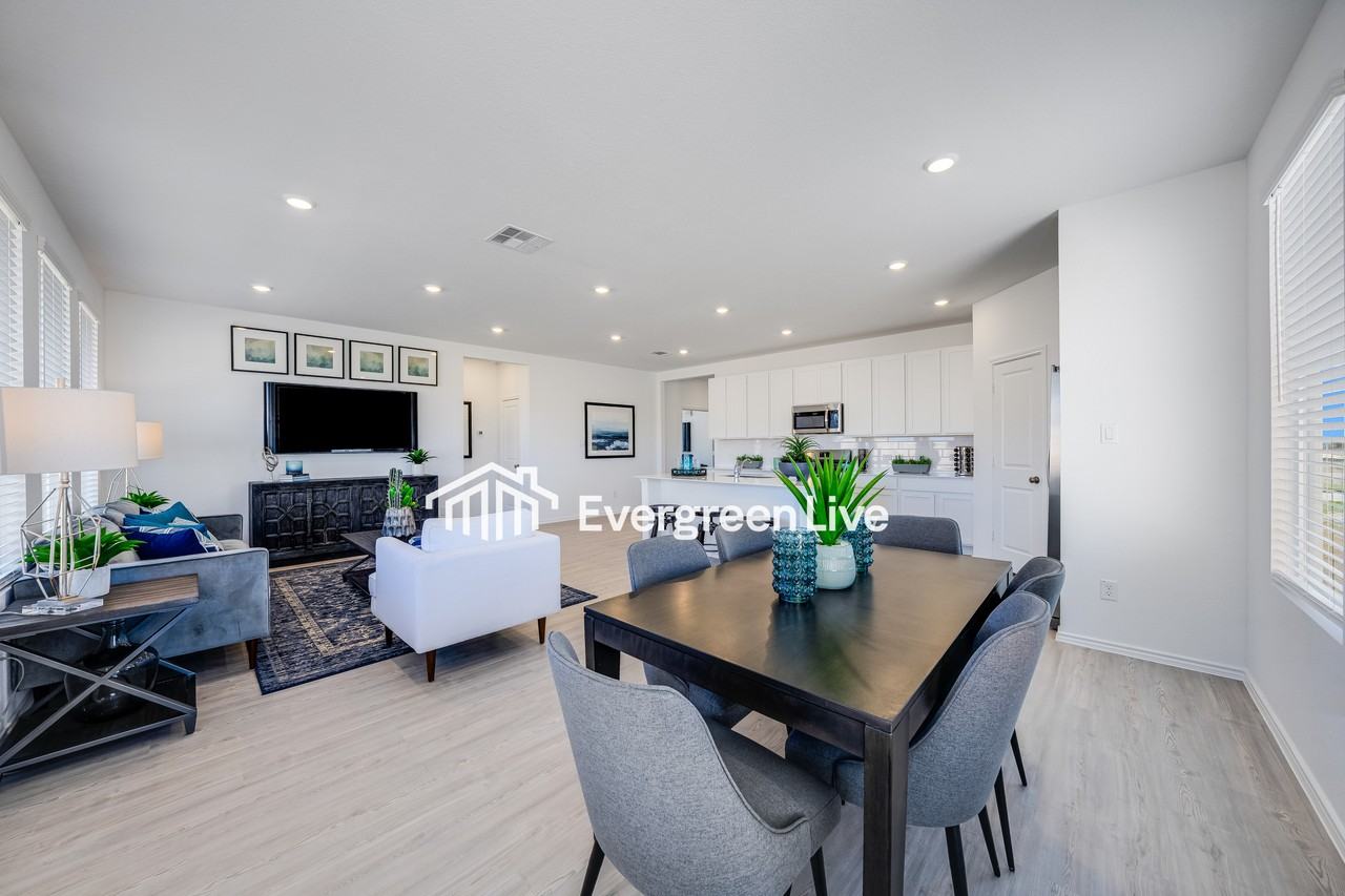 25128 Citrus Ct - Photo 3 of 18
