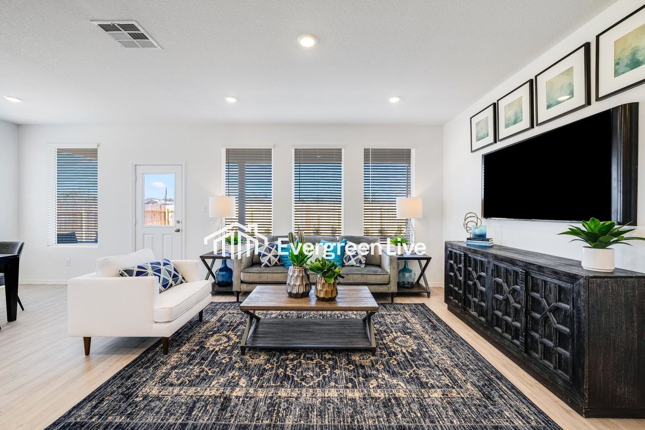 25128 Citrus Ct - Photo 4 of 18