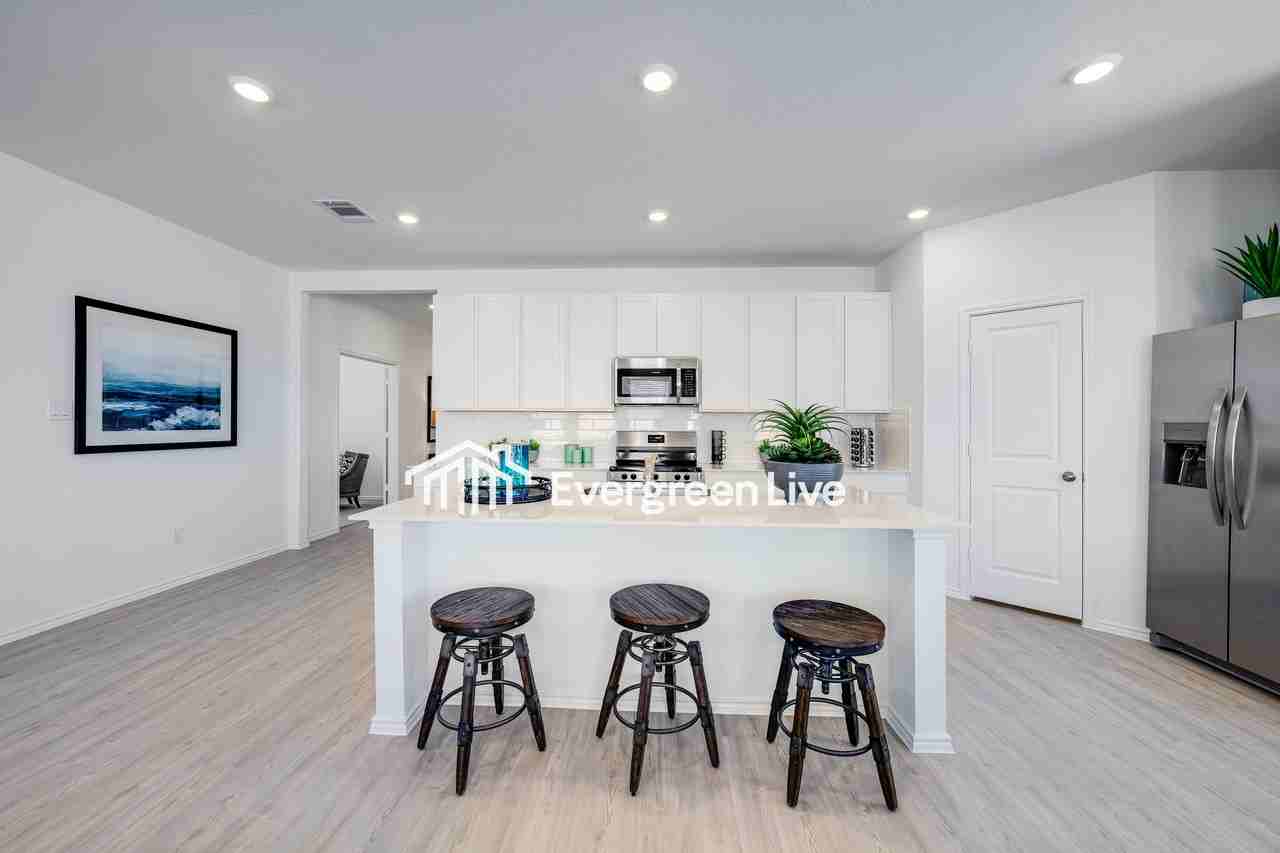 25128 Citrus Ct - Photo 7 of 18