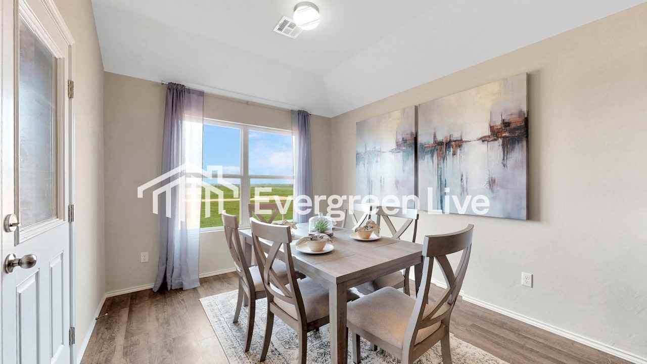15697 Mustang Ave - Photo 5 of 18