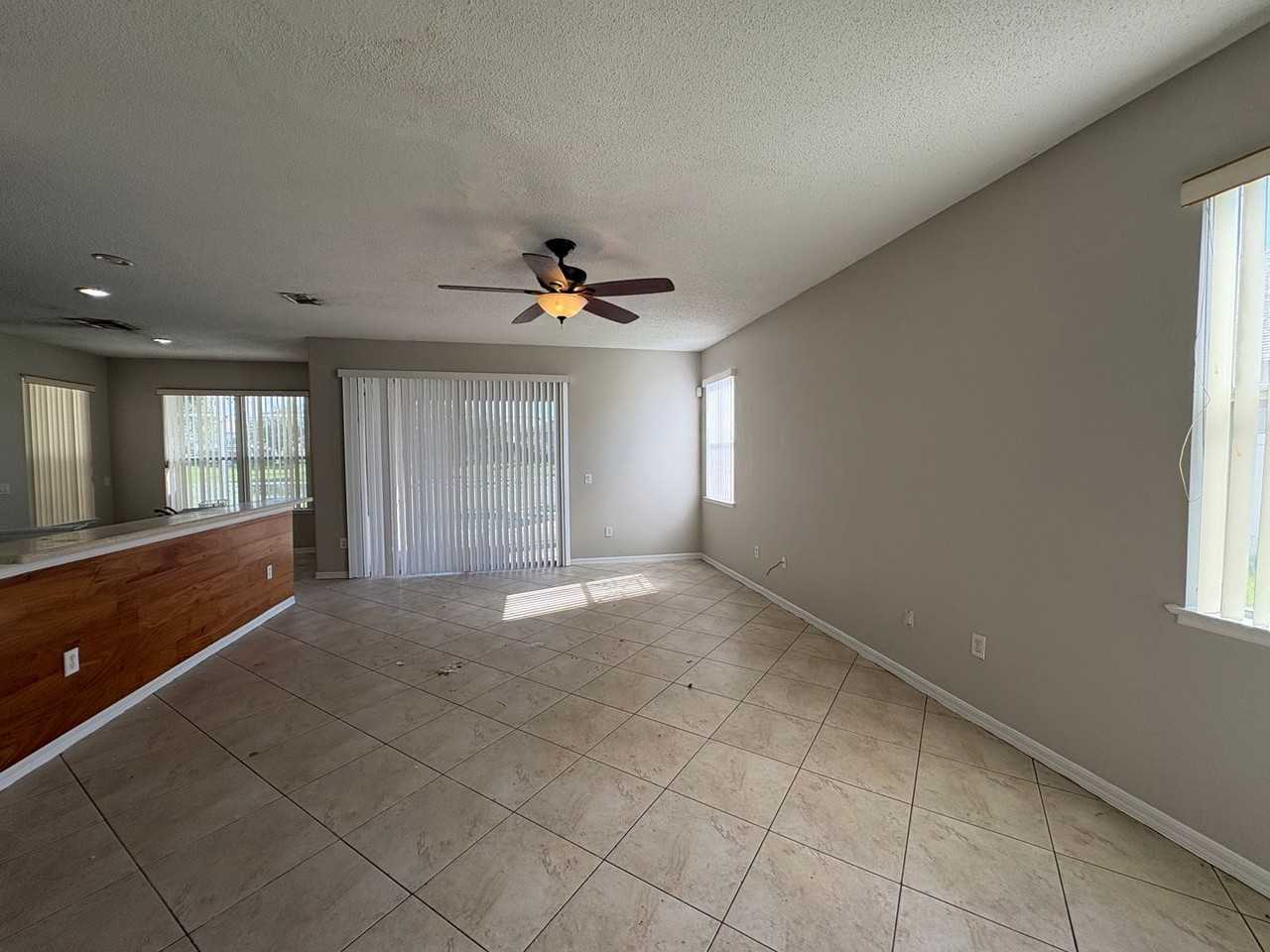 1219 Darnaby Way - Photo 5 of 29