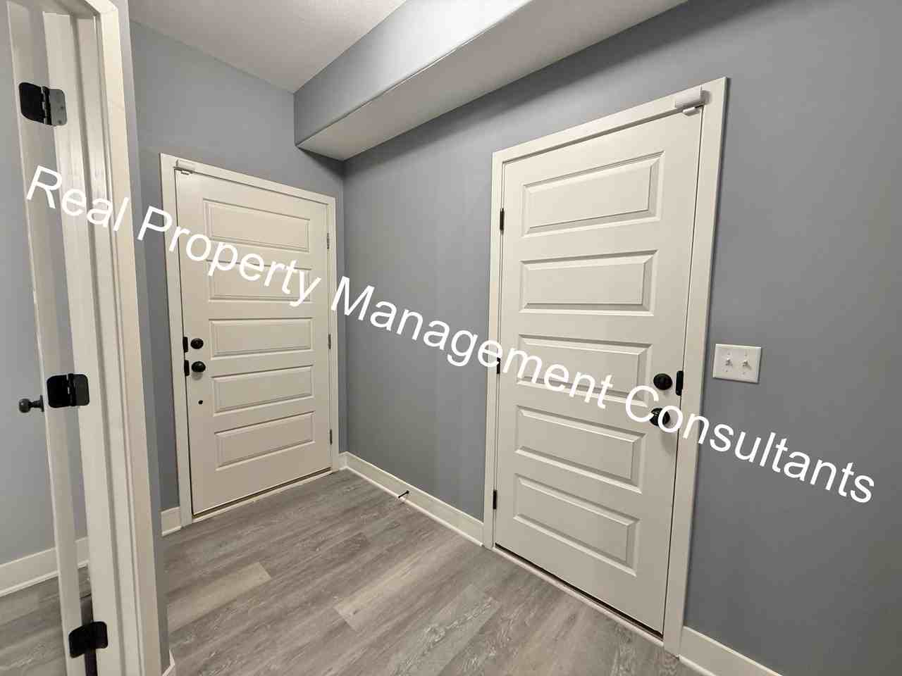 21847 W 123rd Ter - Photo 3 of 38