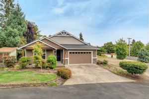 featured image of 376 Forest Pl