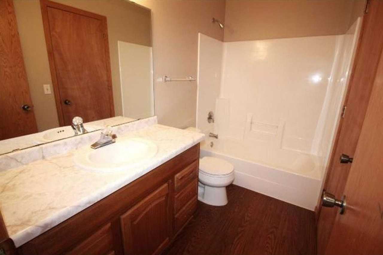 1900 Parkway Ave - Photo 5 of 9