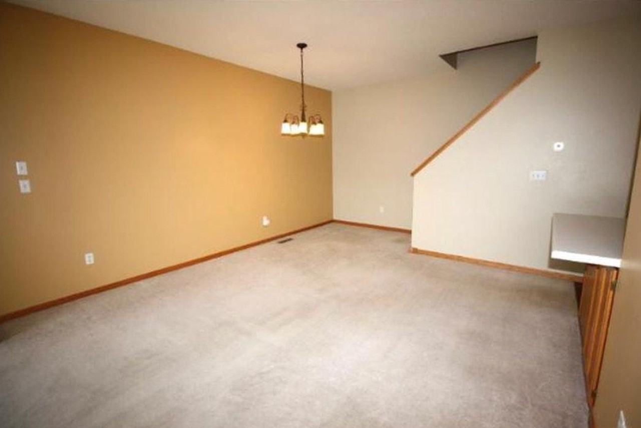 1900 Parkway Ave - Photo 6 of 9