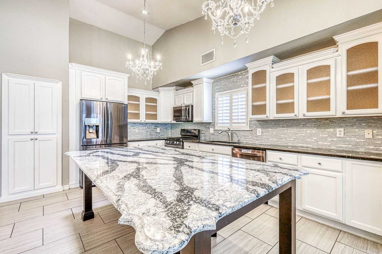 5948 Anapaula Dr - Photo 2 of 50