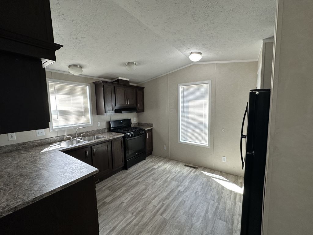 14701 E Colfax Ave #D79 - Photo 7 of 21