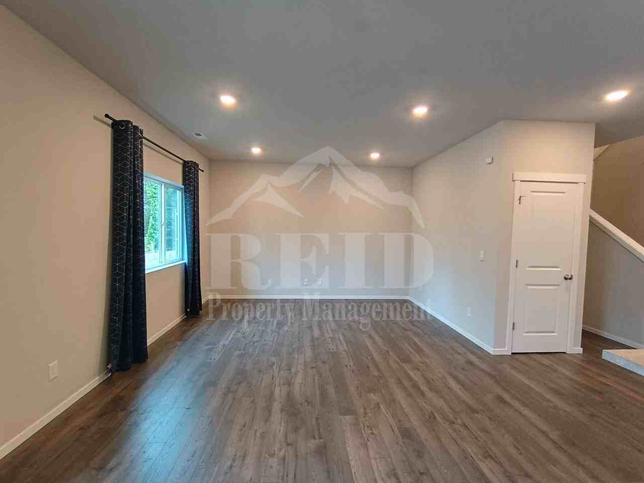 6453 Hornet Cir Ne - Photo 6 of 17