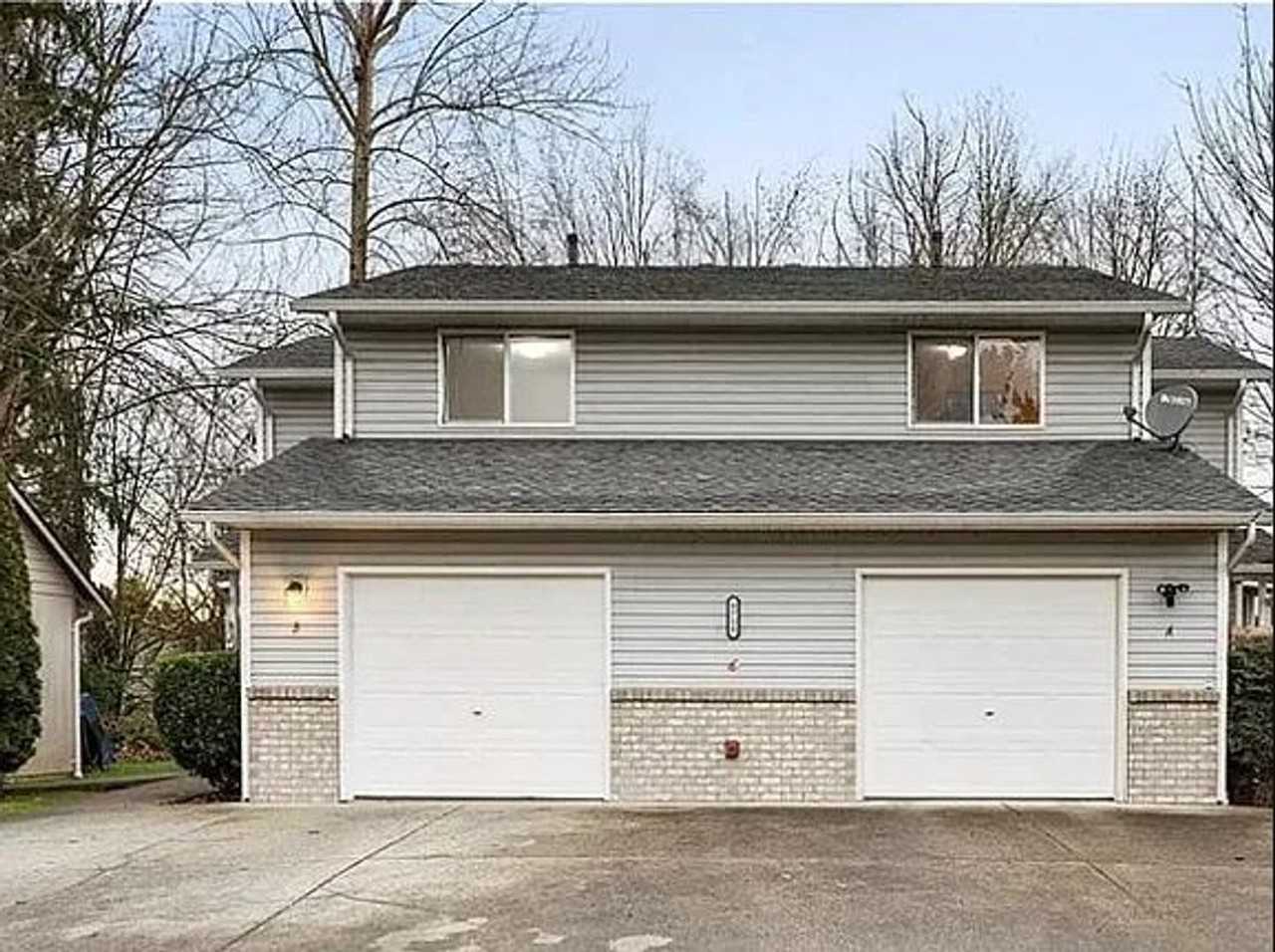 8718 57th Dr Ne - Photo 2 of 18