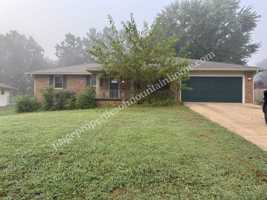 featured image of 412 Spring Park Dr