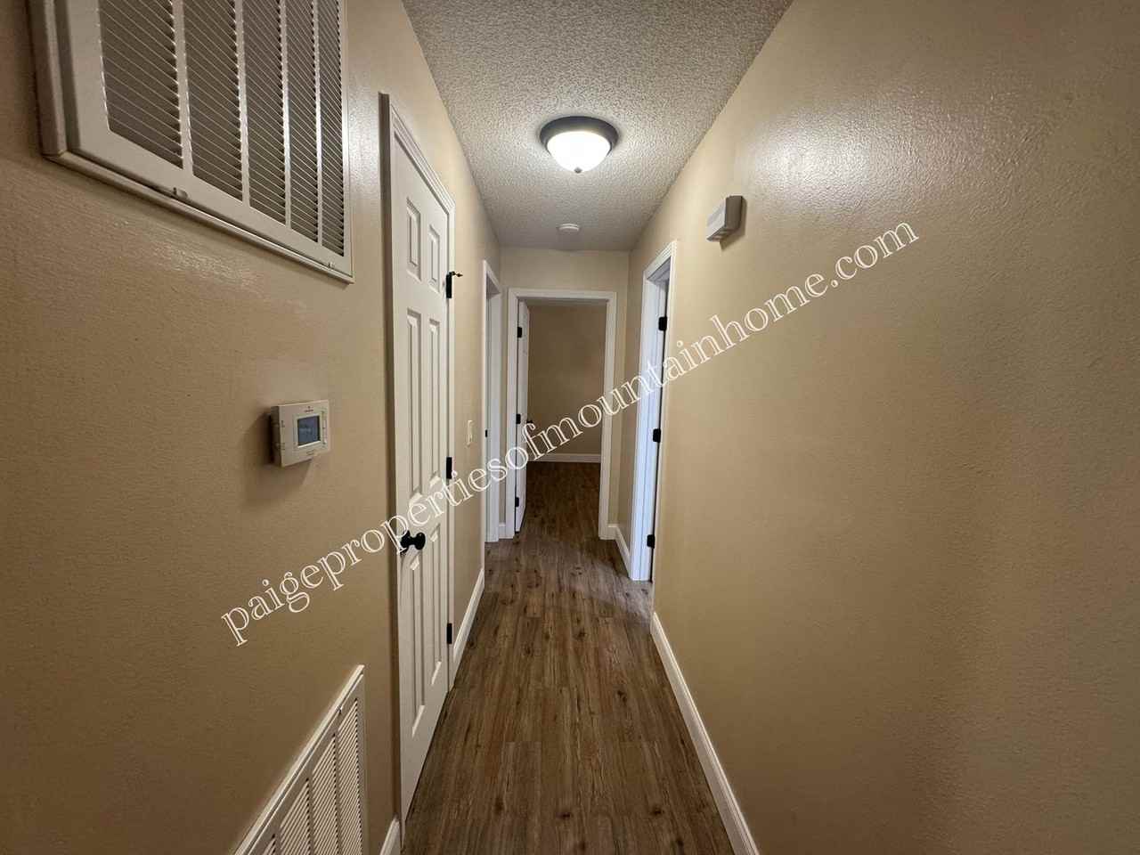 412 Spring Park Dr - Photo 4 of 22