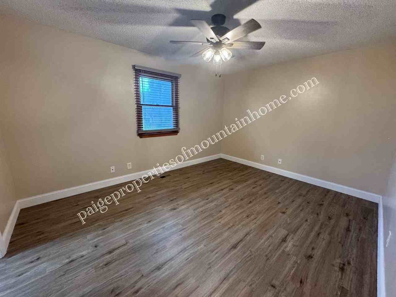 412 Spring Park Dr - Photo 6 of 22