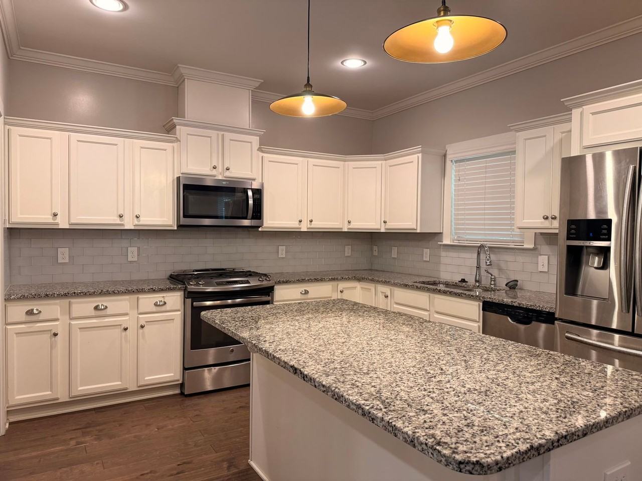 629 Anders Ct - Photo 6 of 21