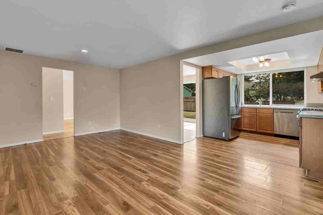 2017 S 284th Pl - Photo 6 of 23
