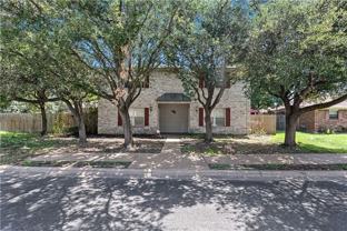 1903 Woodsman Dr - Photo 1 of 1