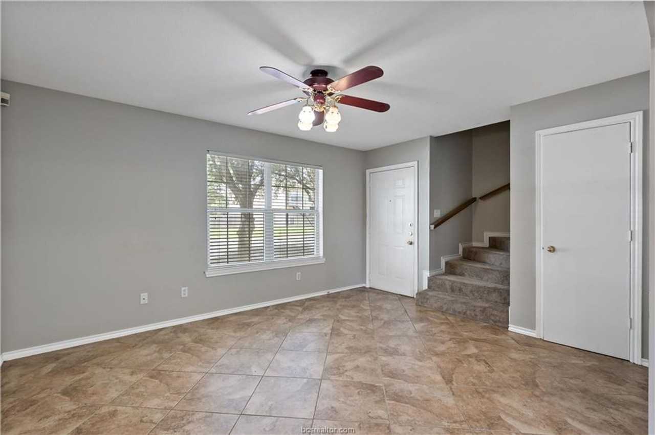 1903 Woodsman Dr - Photo 6 of 22