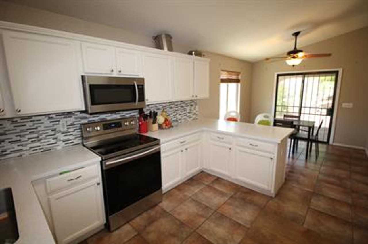 1305 N Wildcat Diers Rd - Photo 4 of 47