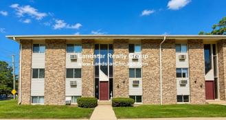 872 N Milwaukee Ave #L2 - Photo 1 of 1