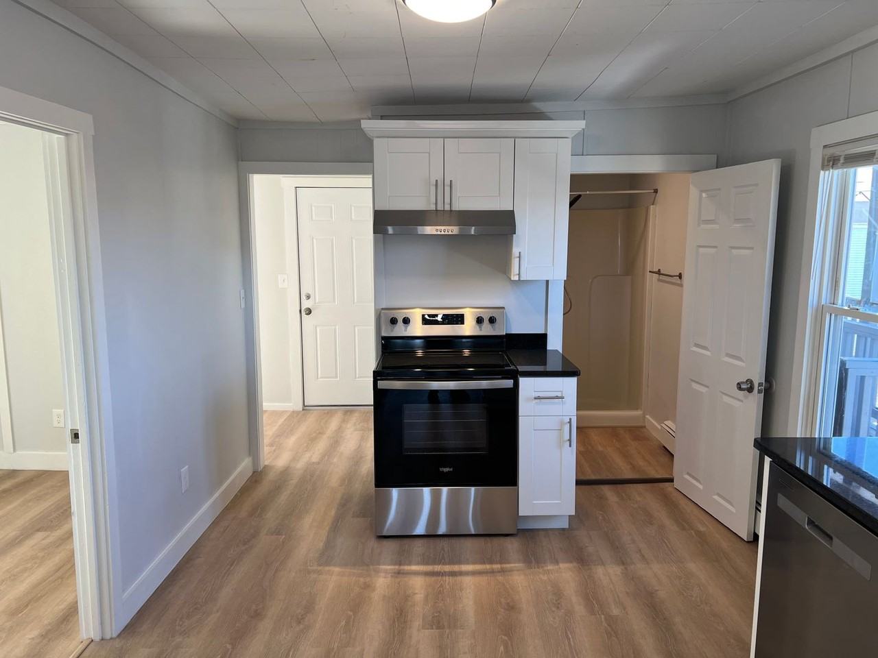 20 King St - Photo 3 of 13
