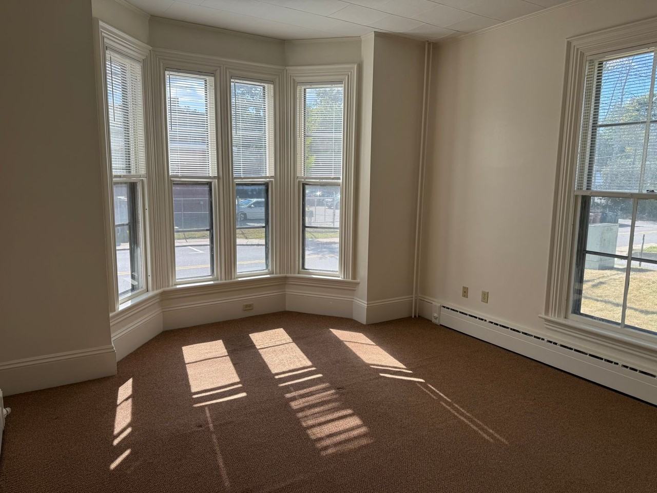 21 Storer St - Photo 7 of 14