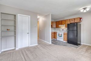 featured image of 7 Adams St